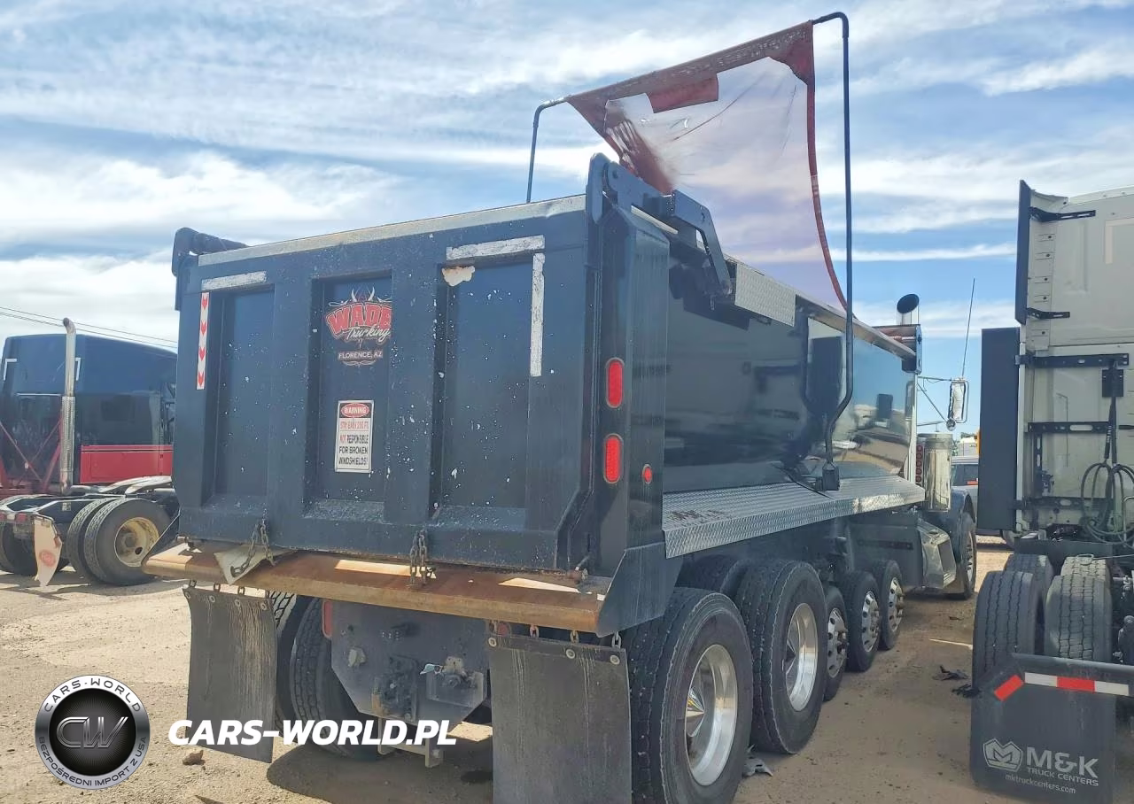 1993 Peterbilt 379 Semi Truck VIN:1XP5DB9X0PD325187 - 3