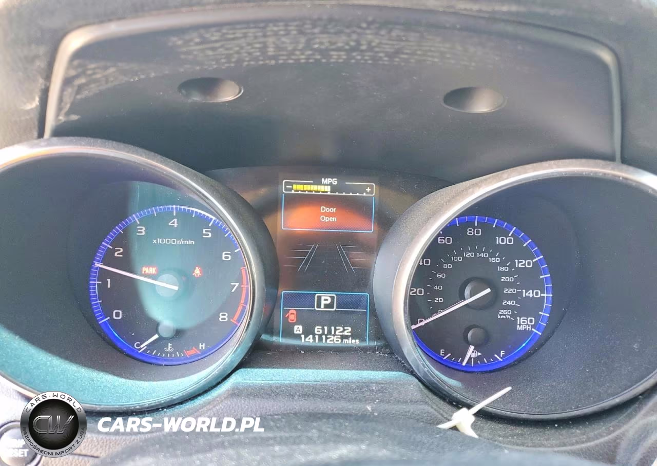 2016 Subaru Outback 3.6R Limited VIN:4S4BSENC3G3273652 - 9