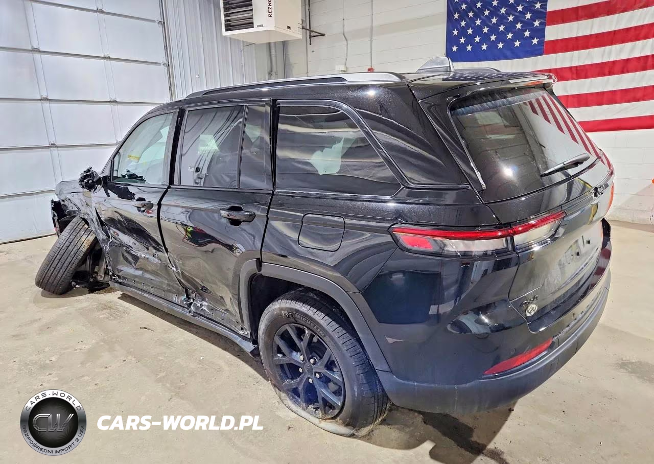 2025 Jeep Grand Cherokee Laredo VIN:1C4RJHAG8SC276569 - 2