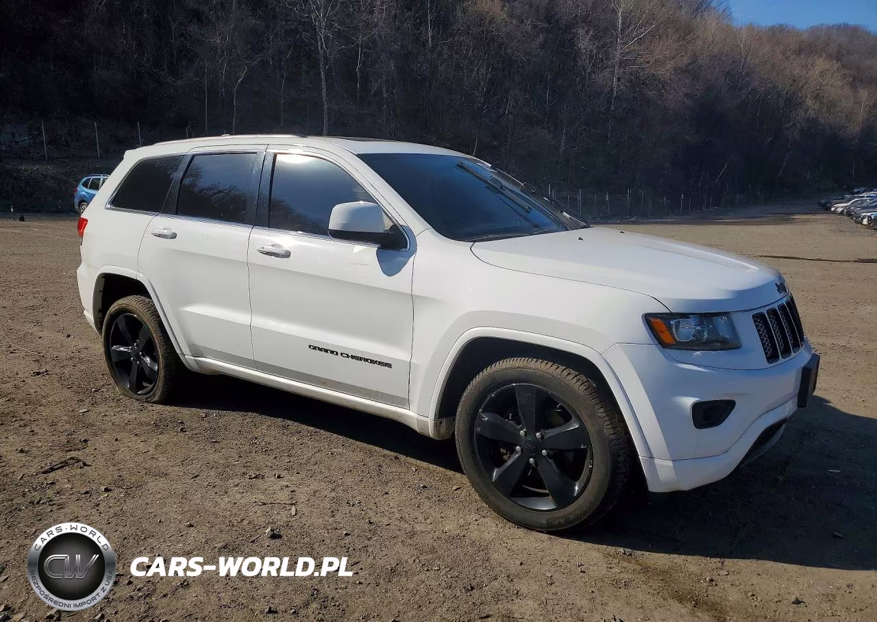 2014 Jeep Grand Cherokee Laredo VIN:1C4RJFAG4EC478804 - 4
