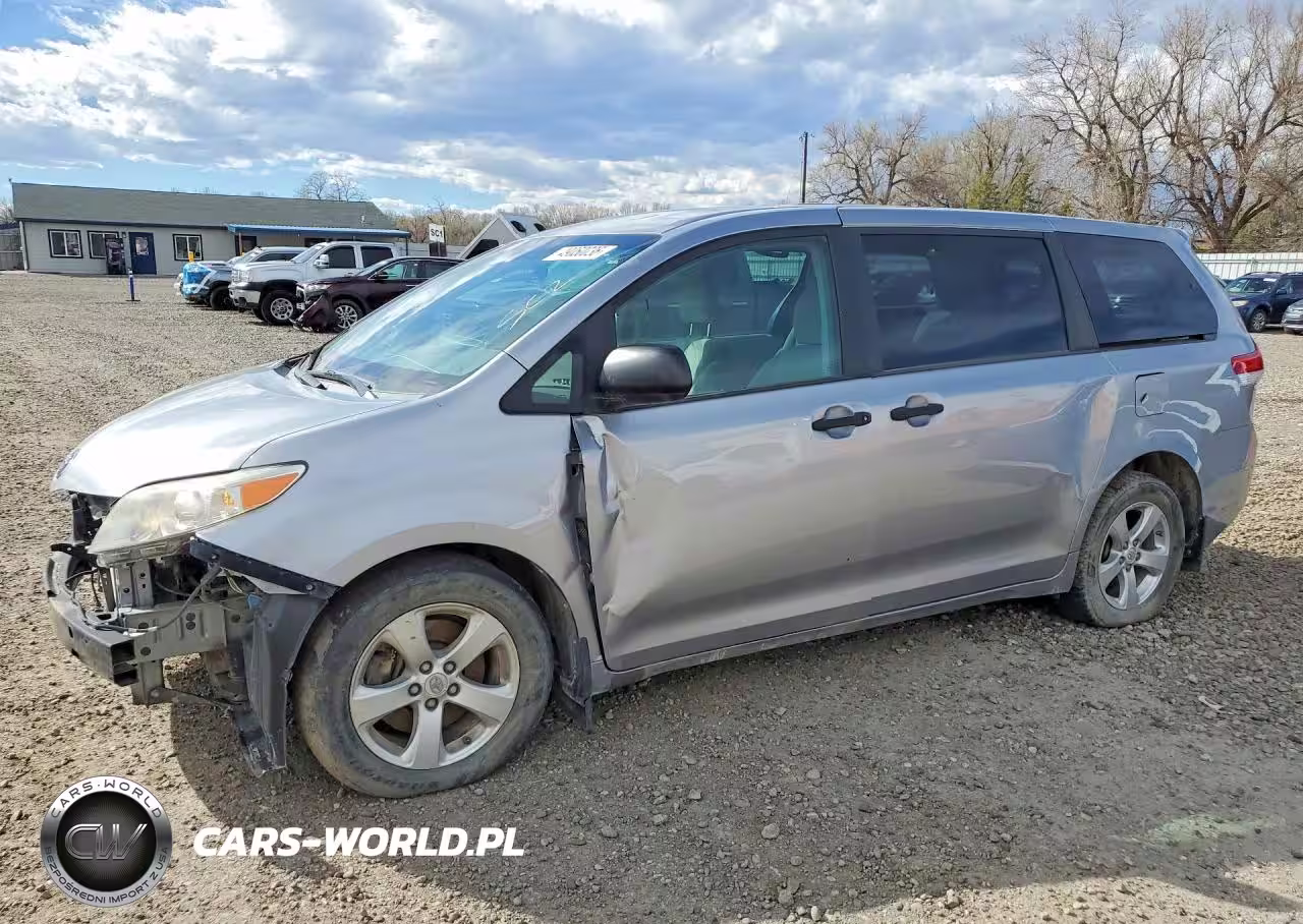 2012 Toyota Sienna