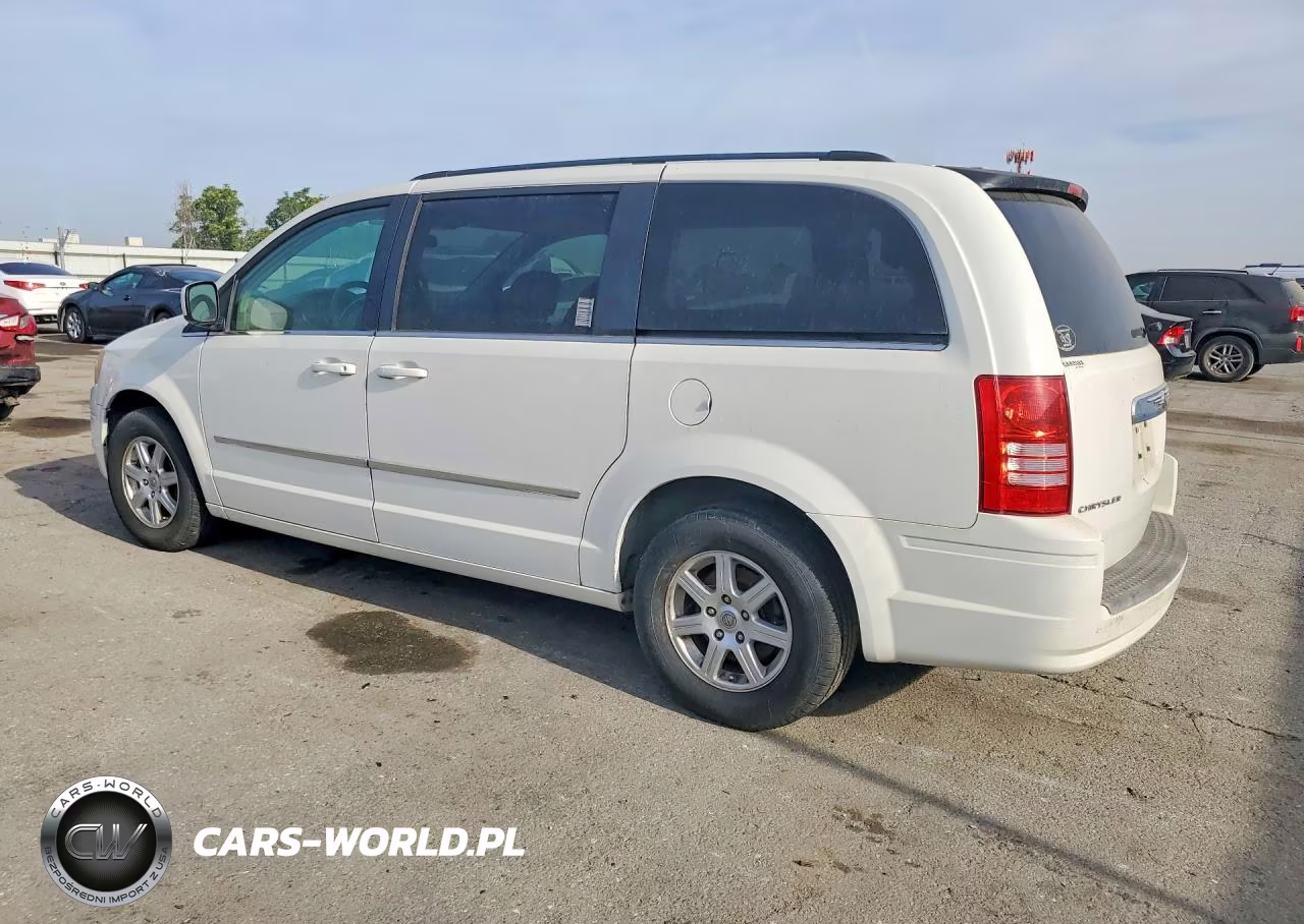 2010 Chrysler Town & Country Touring VIN:2A4RR5D18AR266090 - 2