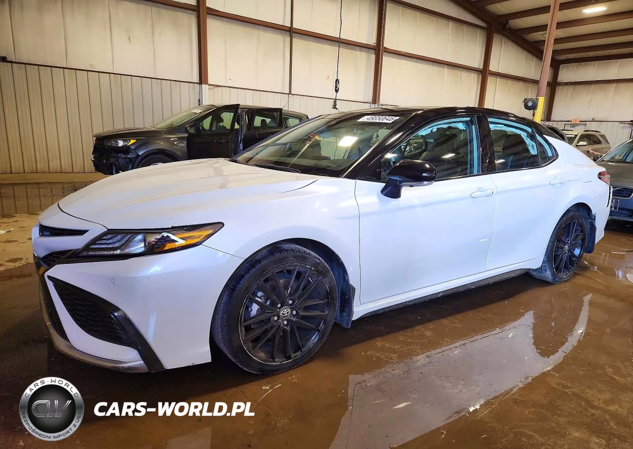 2024 Toyota Camry Xse V6