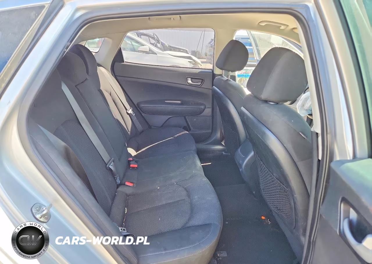 2020 Kia Optima Lx VIN:5XXGT4L3XLG422654 - 10