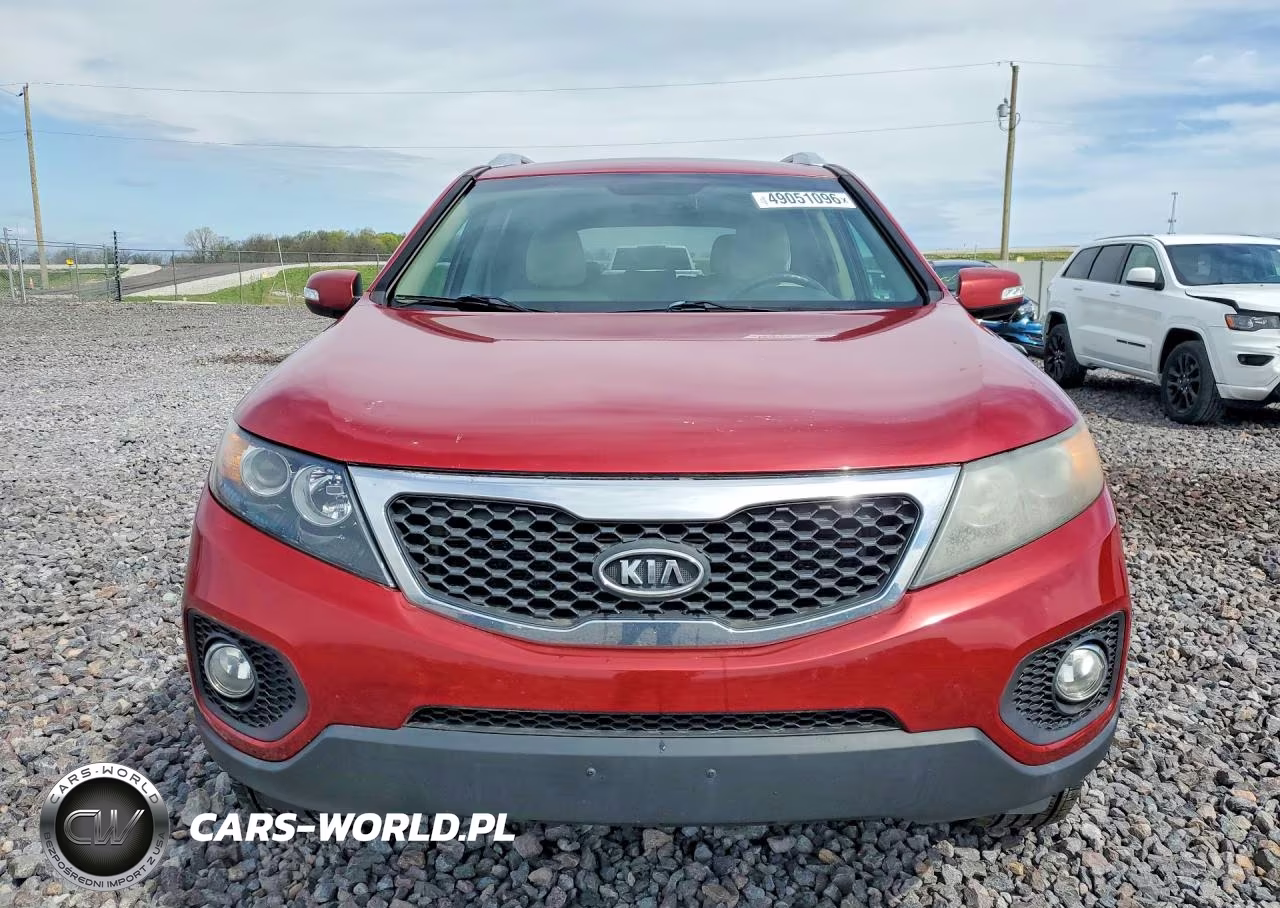 2011 Kia Sorento VIN:5XYKT4A16BG005490 - 5