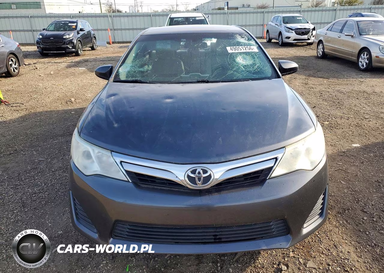 2014 Toyota Camry Le VIN:4T4BF1FK2ER433245 - 5