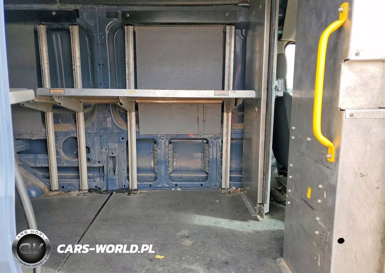 2019 Ford Transit T-250 VIN:1FTYR3XMXKKB13657 - 19