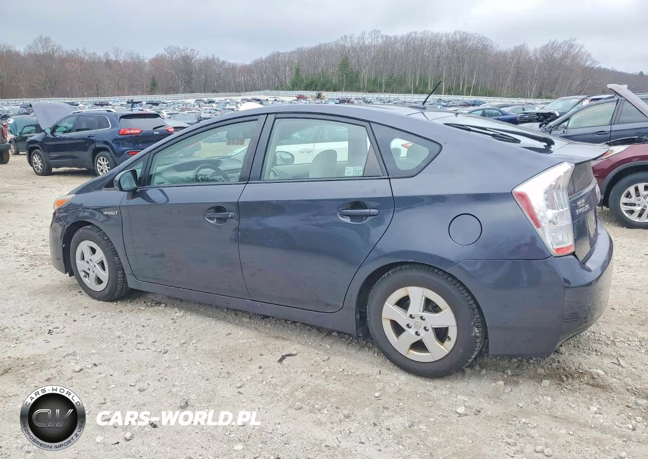 2011 Toyota Prius Two VIN:JTDKN3DU9B0263860 - 2
