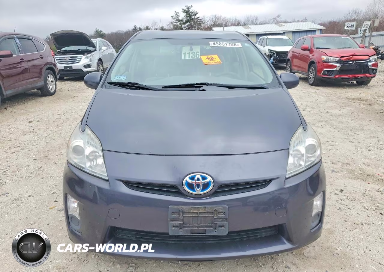 2011 Toyota Prius Two VIN:JTDKN3DU9B0263860 - 5