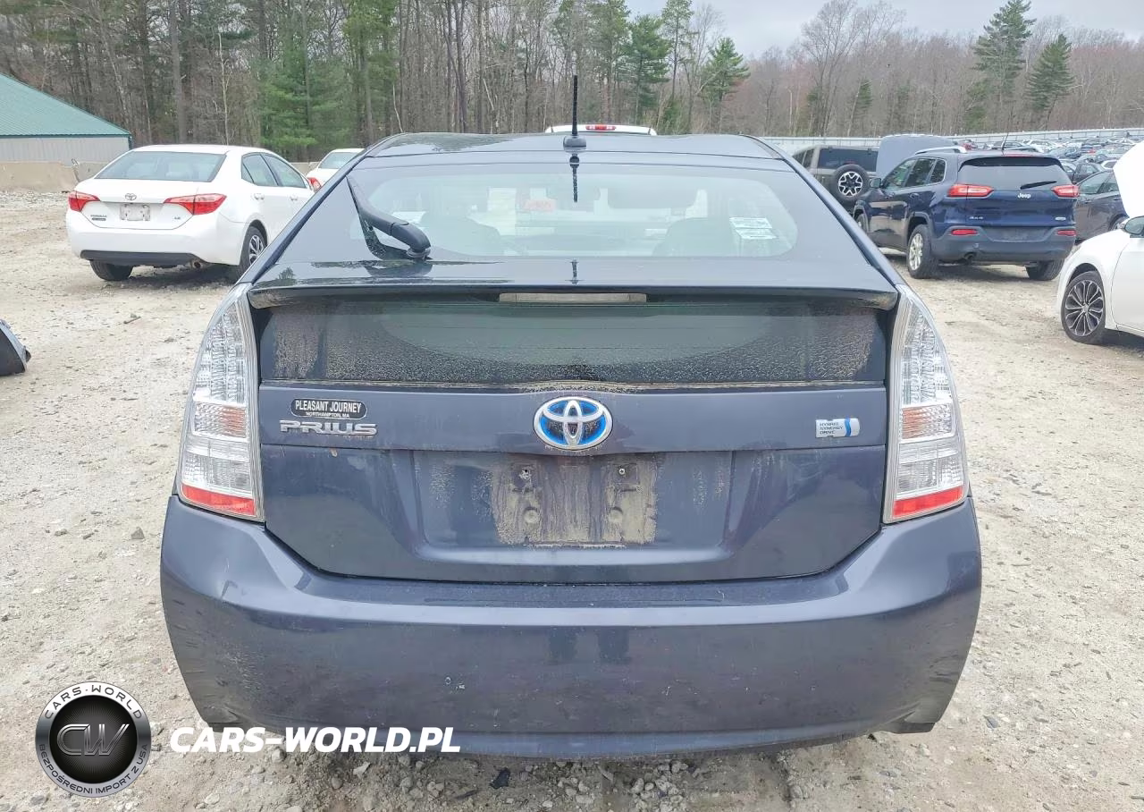 2011 Toyota Prius Two VIN:JTDKN3DU9B0263860 - 6