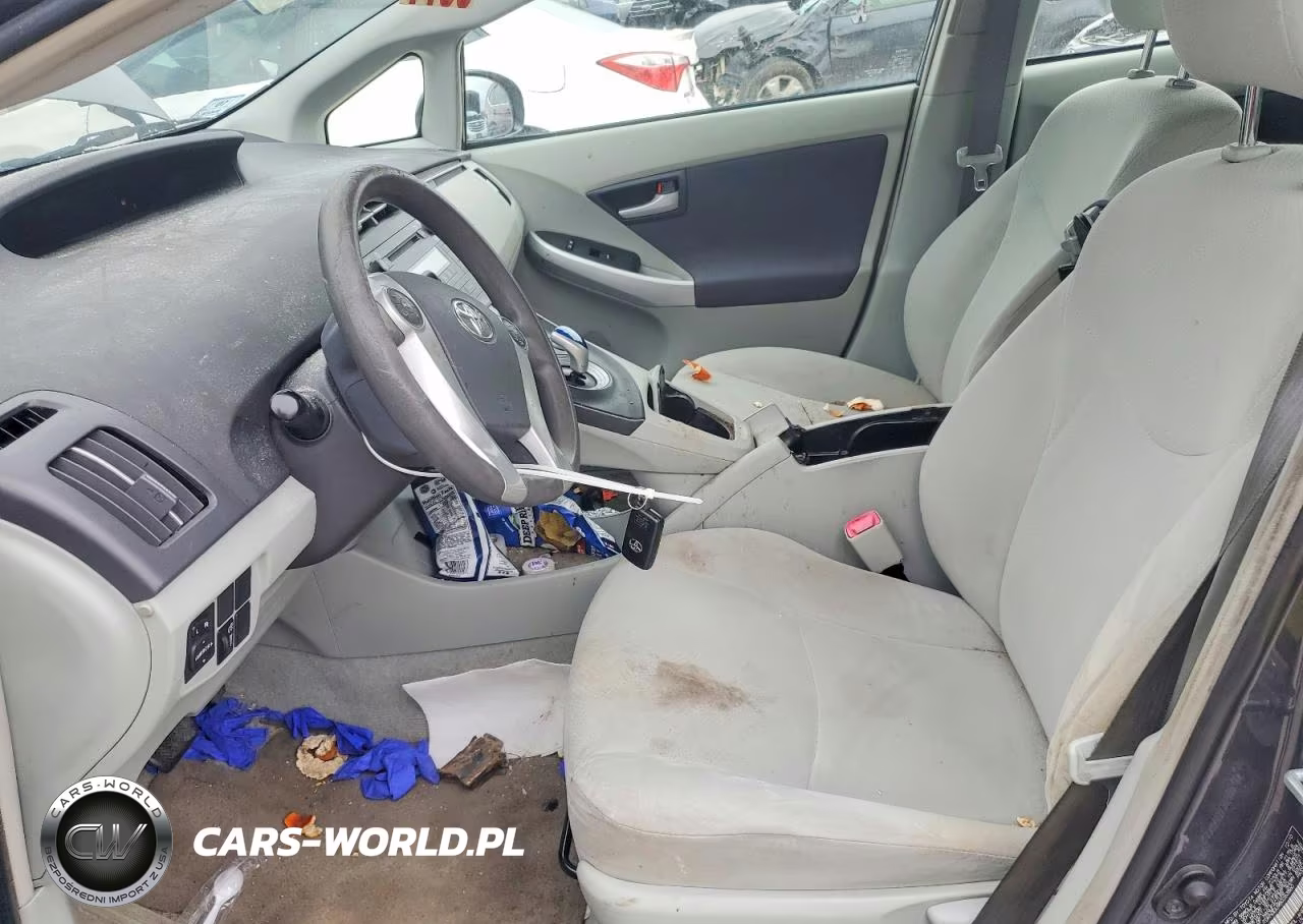 2011 Toyota Prius Two VIN:JTDKN3DU9B0263860 - 7