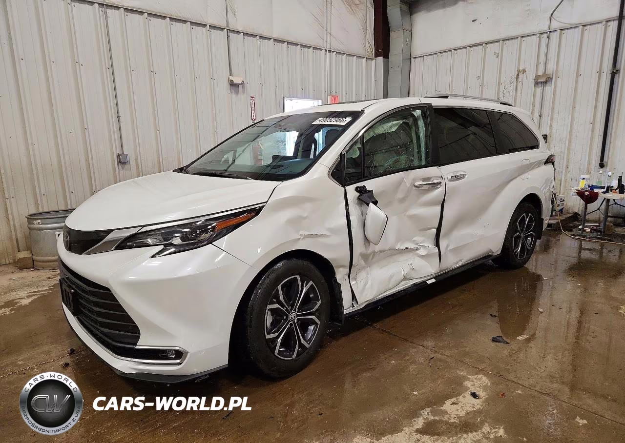 2026 Toyota Sienna Platinum 7-Passenger