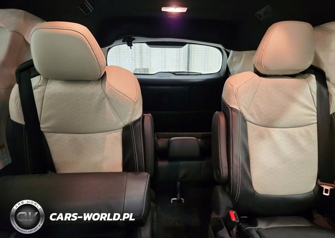 2026 Toyota Sienna Platinum 7-Passenger VIN:5TDESKFC5TS236853 - 10