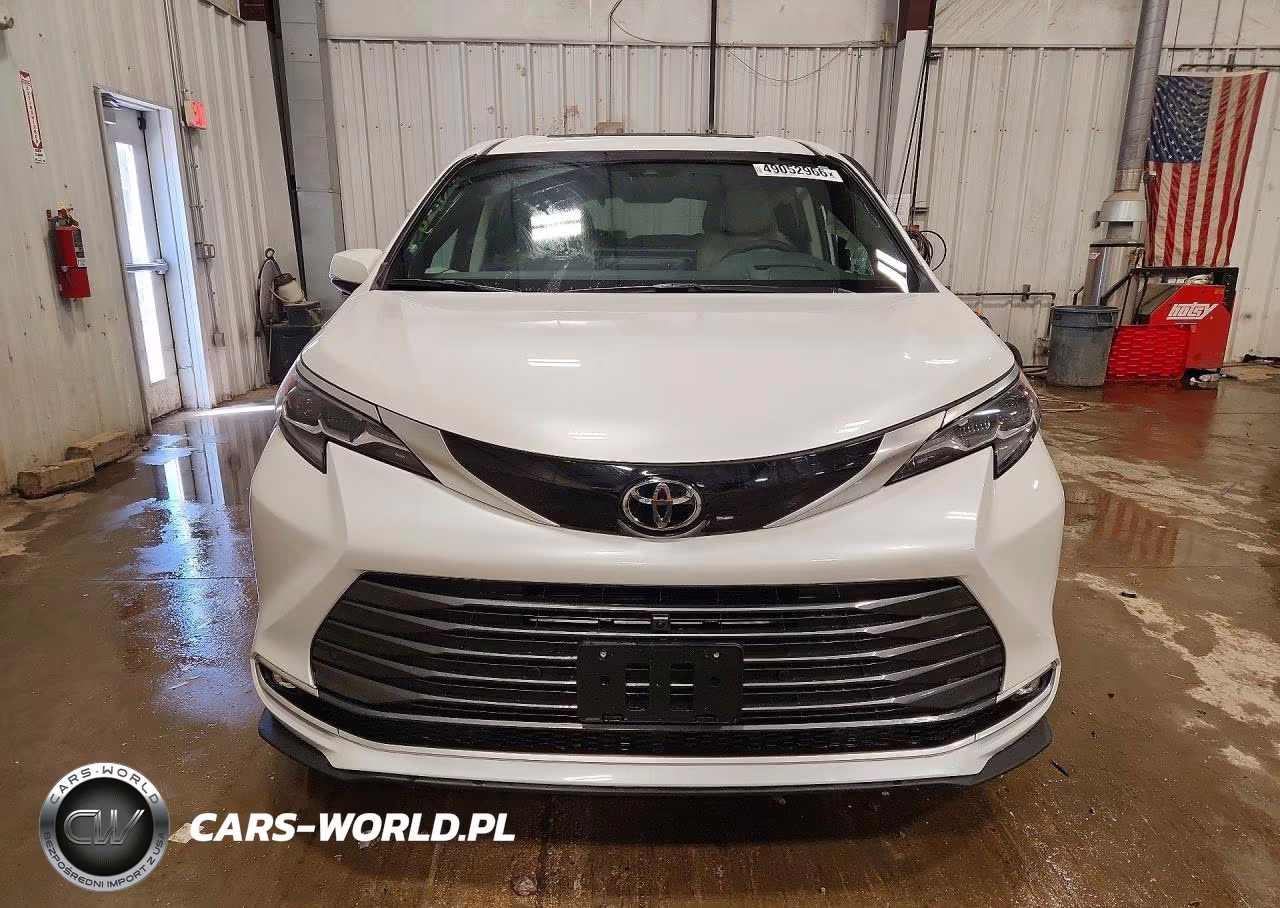 2026 Toyota Sienna Platinum 7-Passenger VIN:5TDESKFC5TS236853 - 5