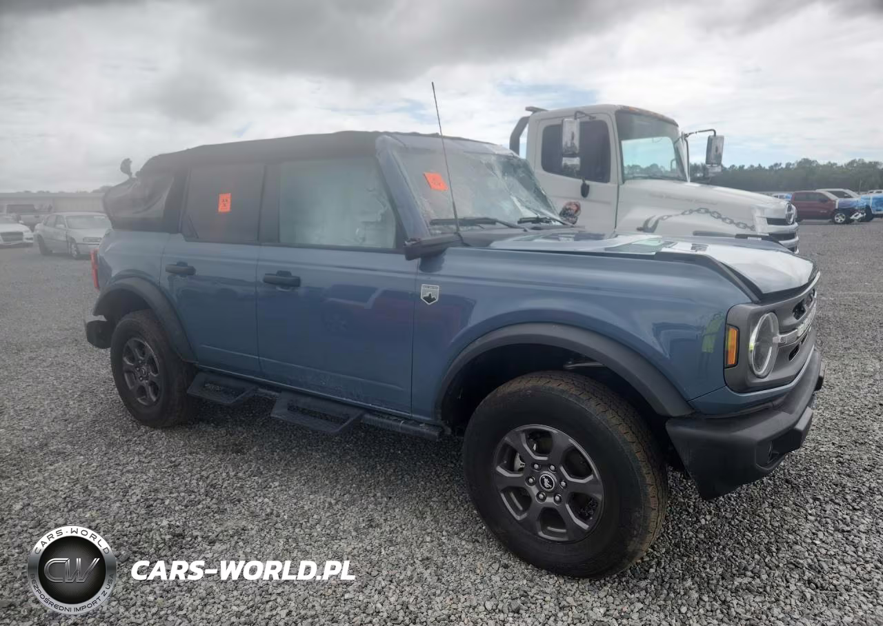 2023 Ford Bronco Base VIN:1FMEE5BP0PLA98160 - 4
