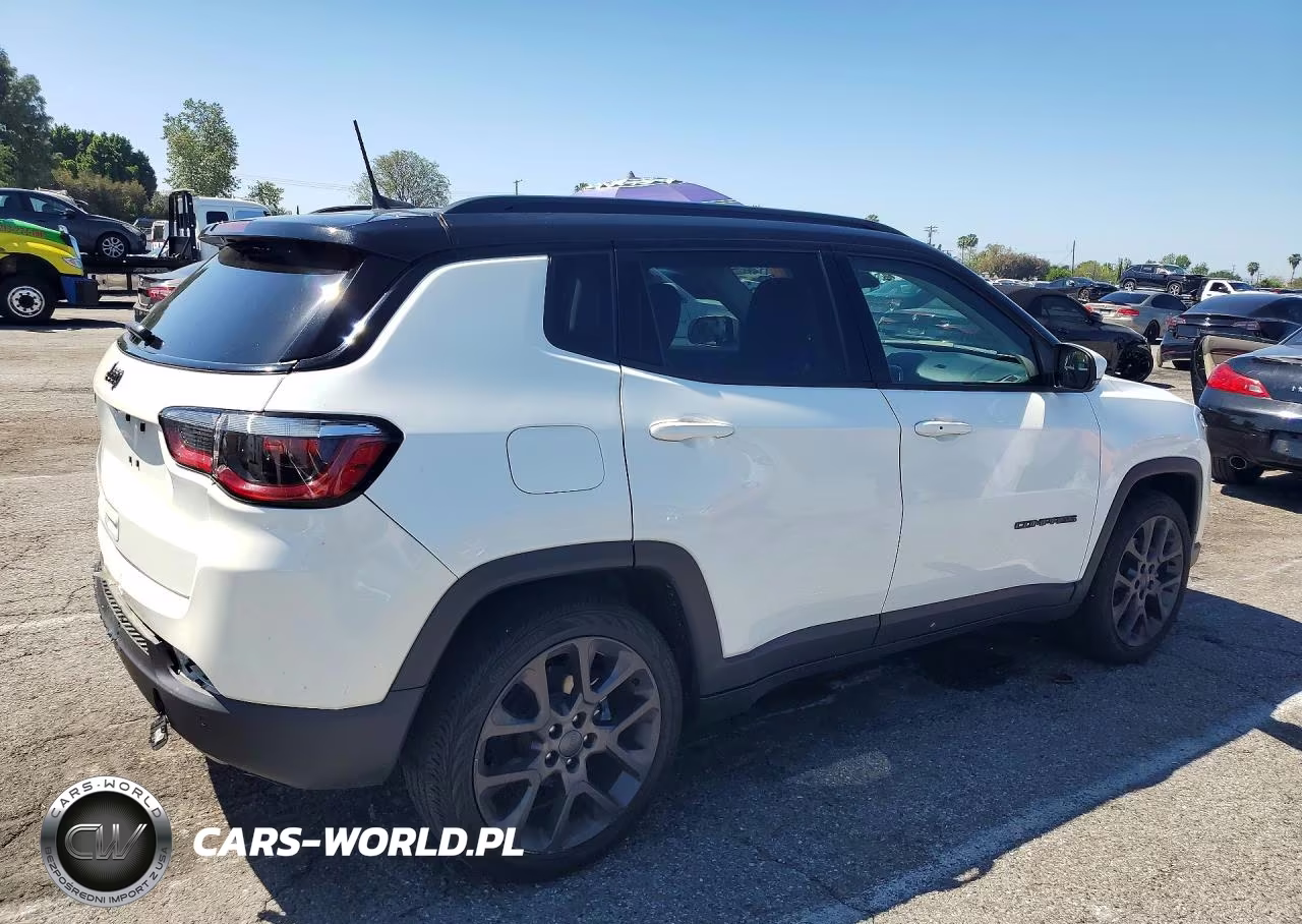 2019 Jeep Compass Limited VIN:3C4NJCCB8KT844083 - 3