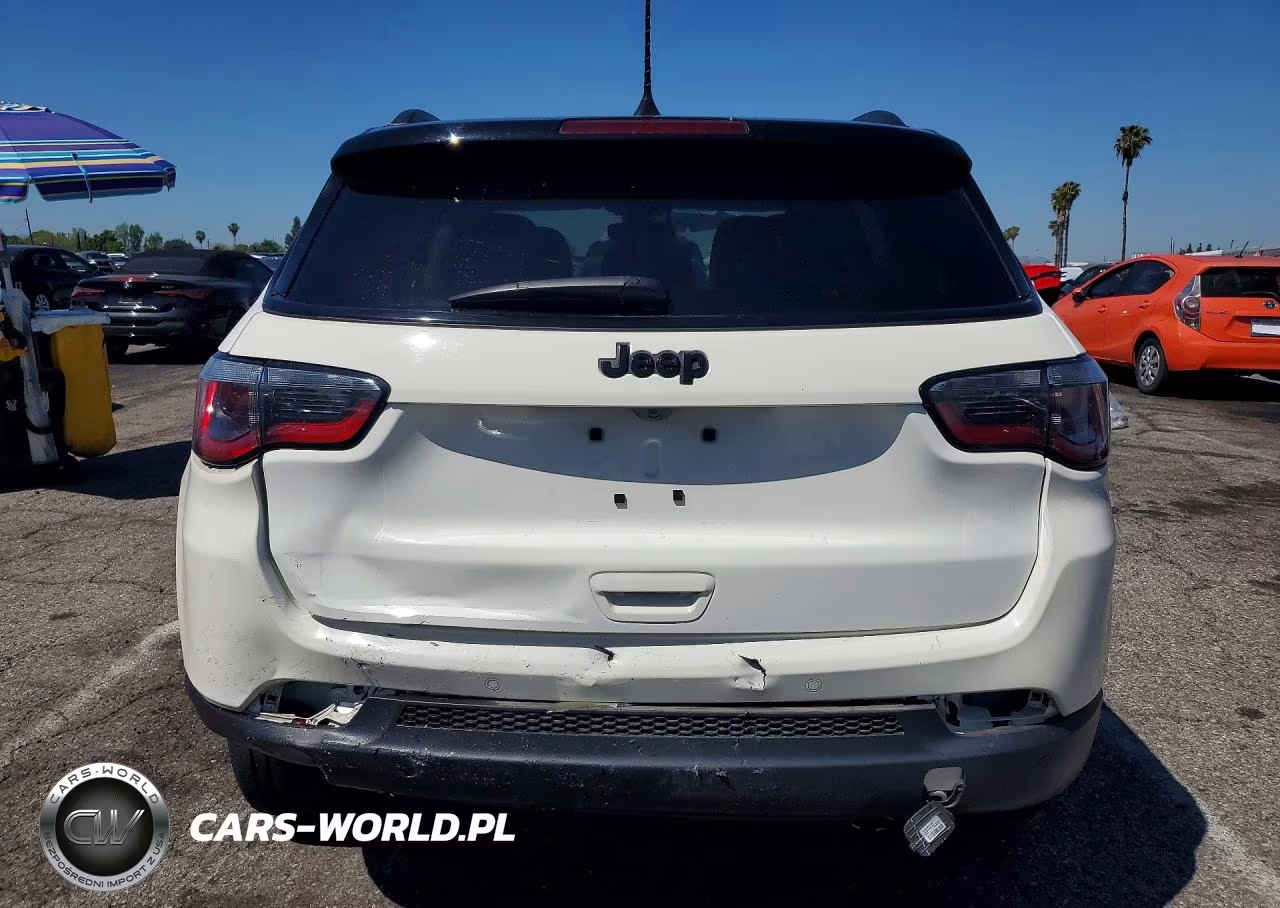 2019 Jeep Compass Limited VIN:3C4NJCCB8KT844083 - 6