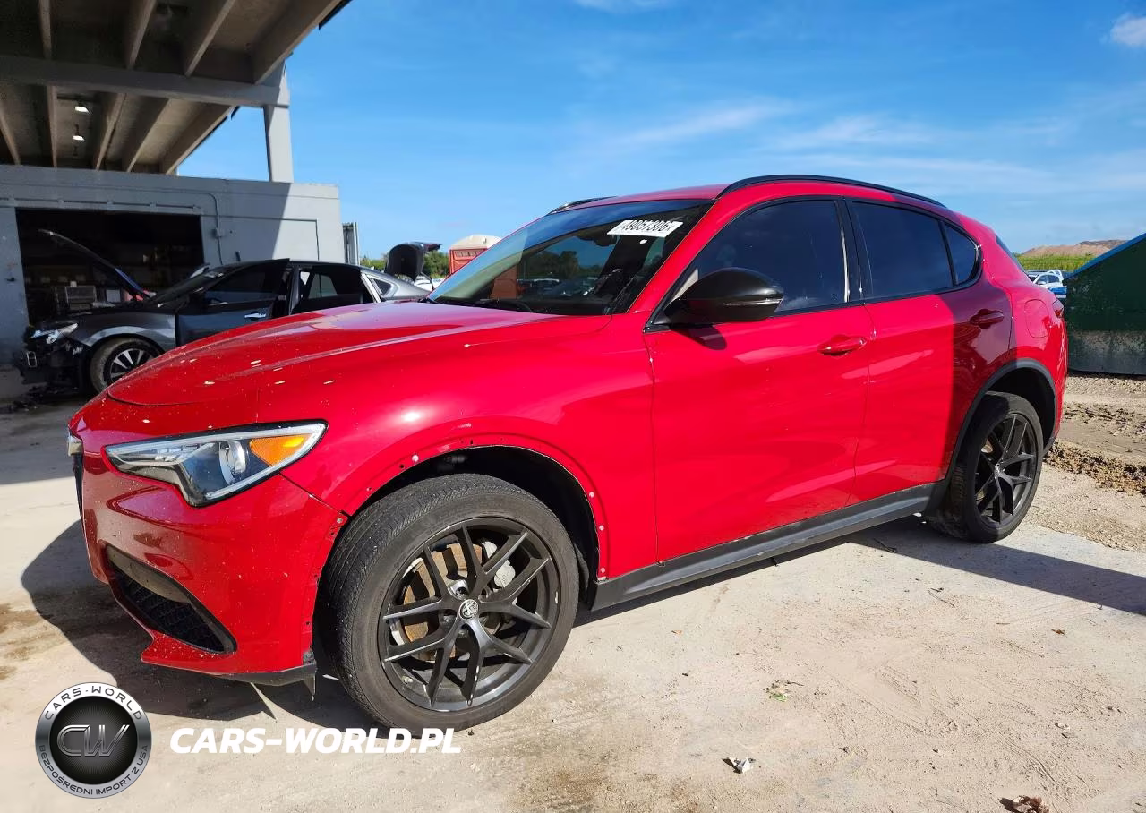 2021 Alfa Romeo Stelvio Sport