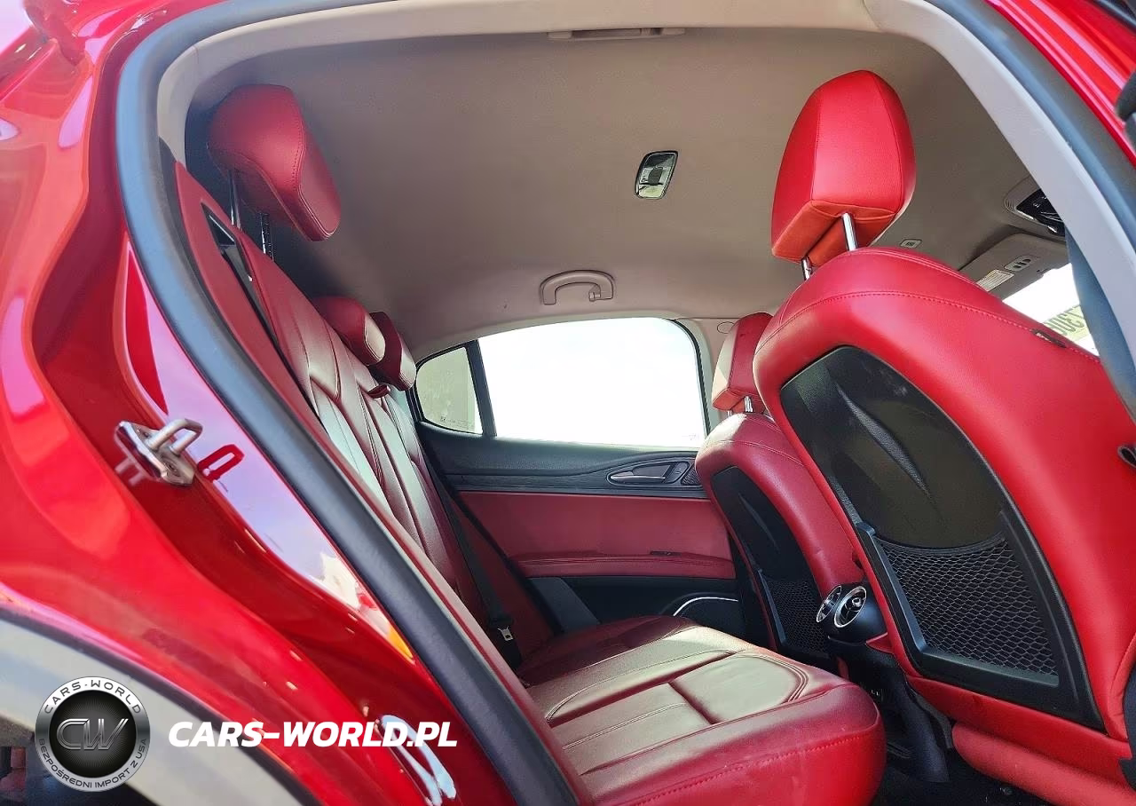 2021 Alfa Romeo Stelvio Sport VIN:ZASPAJAN8M7C99804 - 11
