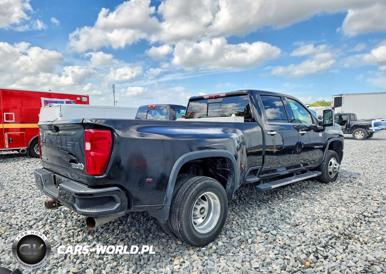 2022 Chevrolet Silverado VIN:1GC4YVEY5NF241143 - 4