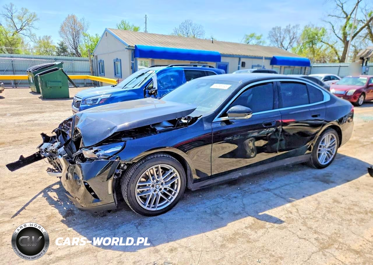 2025 BMW 530 Xi – zdjęcie 1 z 12