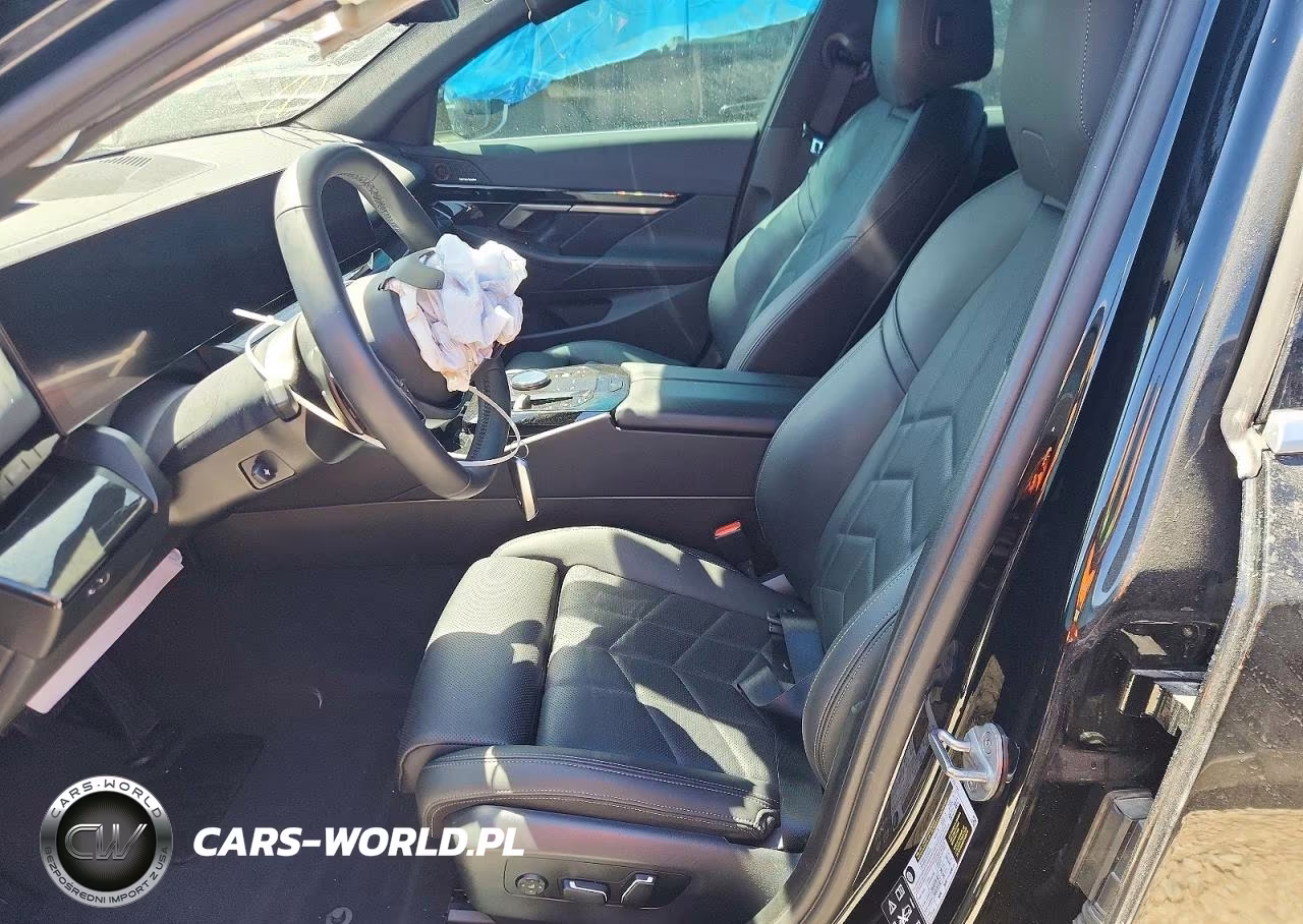 2025 BMW 530 Xi VIN:WBA53FJ05SCT20511 - 7