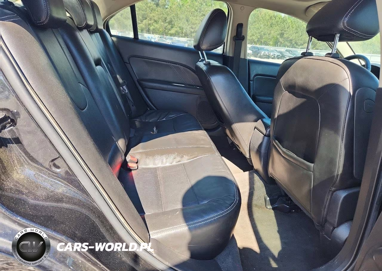 2010 Ford Fusion Sport VIN:3FAHP0KC7AR243169 - 10