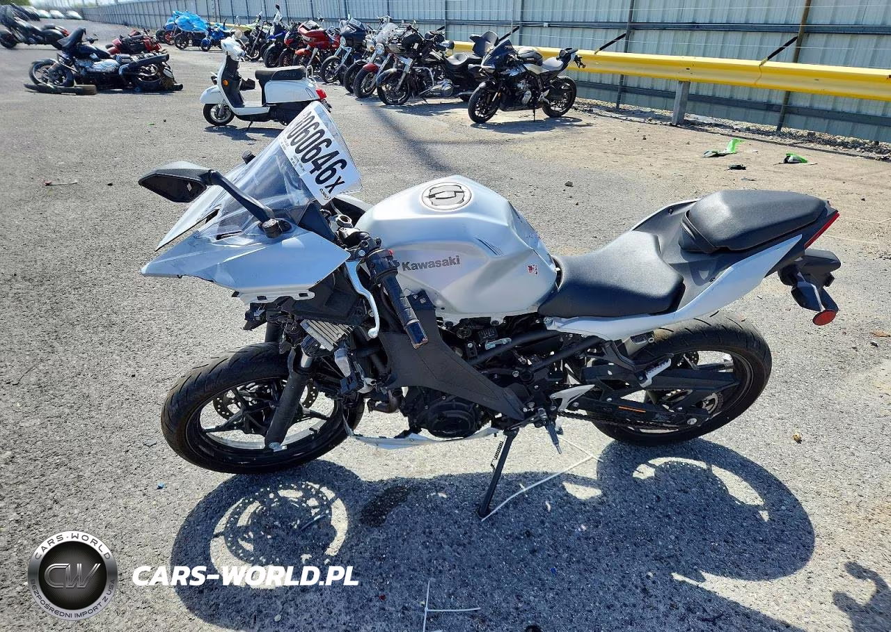 2025 Kawasaki Ex500 VIN:ML5EXGG17SDA47351 - 3