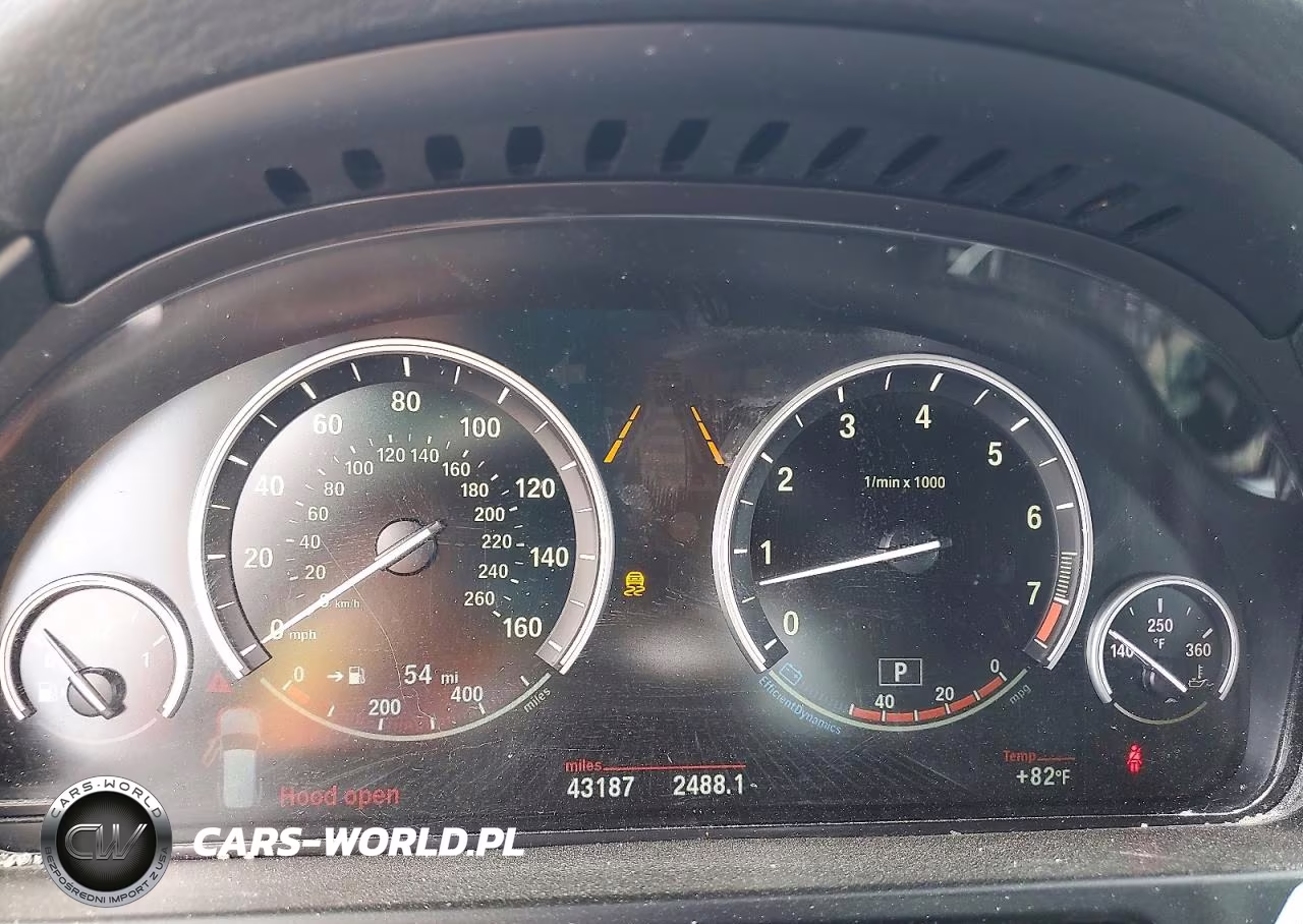 2015 BMW X5 xDrive35I VIN:5UXKR0C50F0P17088 - 9