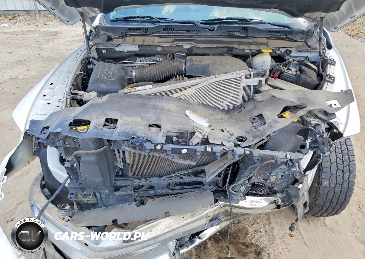 2021 Ram 1500 Classic Tradesman VIN:3C6RR7KG0MG665327 - 11
