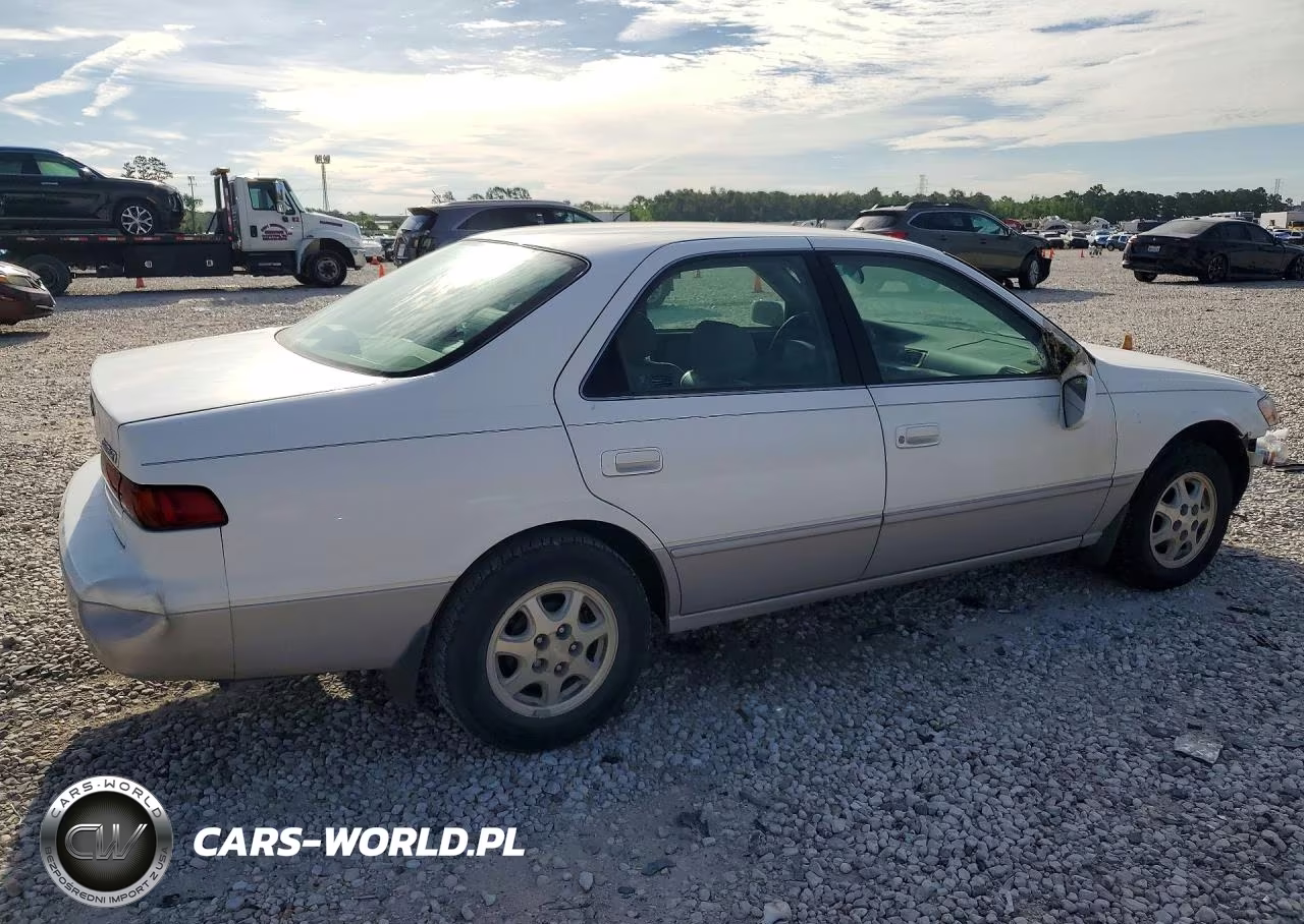 1997 Toyota Camry Le VIN:4T1BG22K3VU150291 - 3