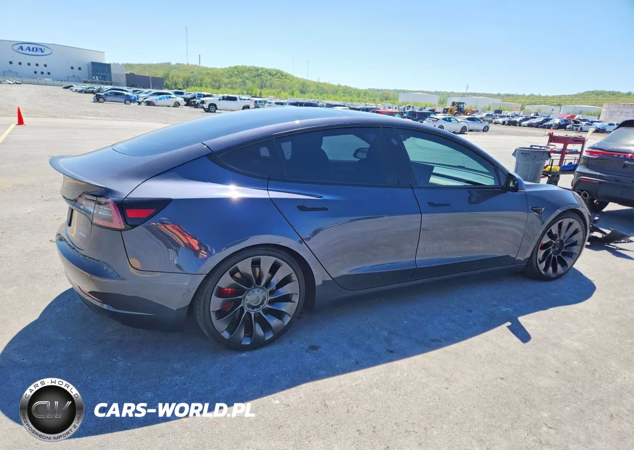 2021 Tesla Model 3 VIN:5YJ3E1EC2MF050526 - 3