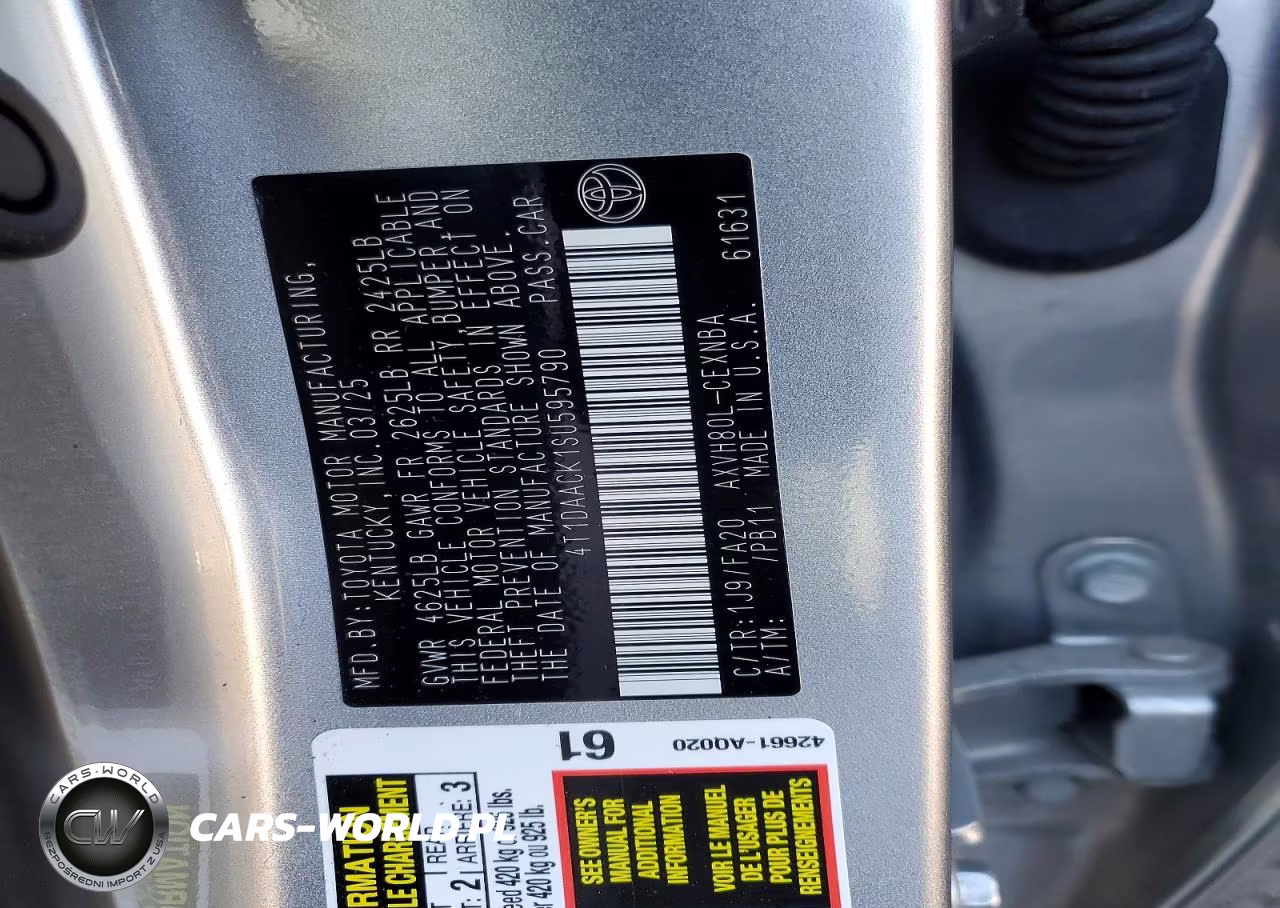 2025 Toyota Camry Le VIN:4T1DAACK1SU595790 - 12