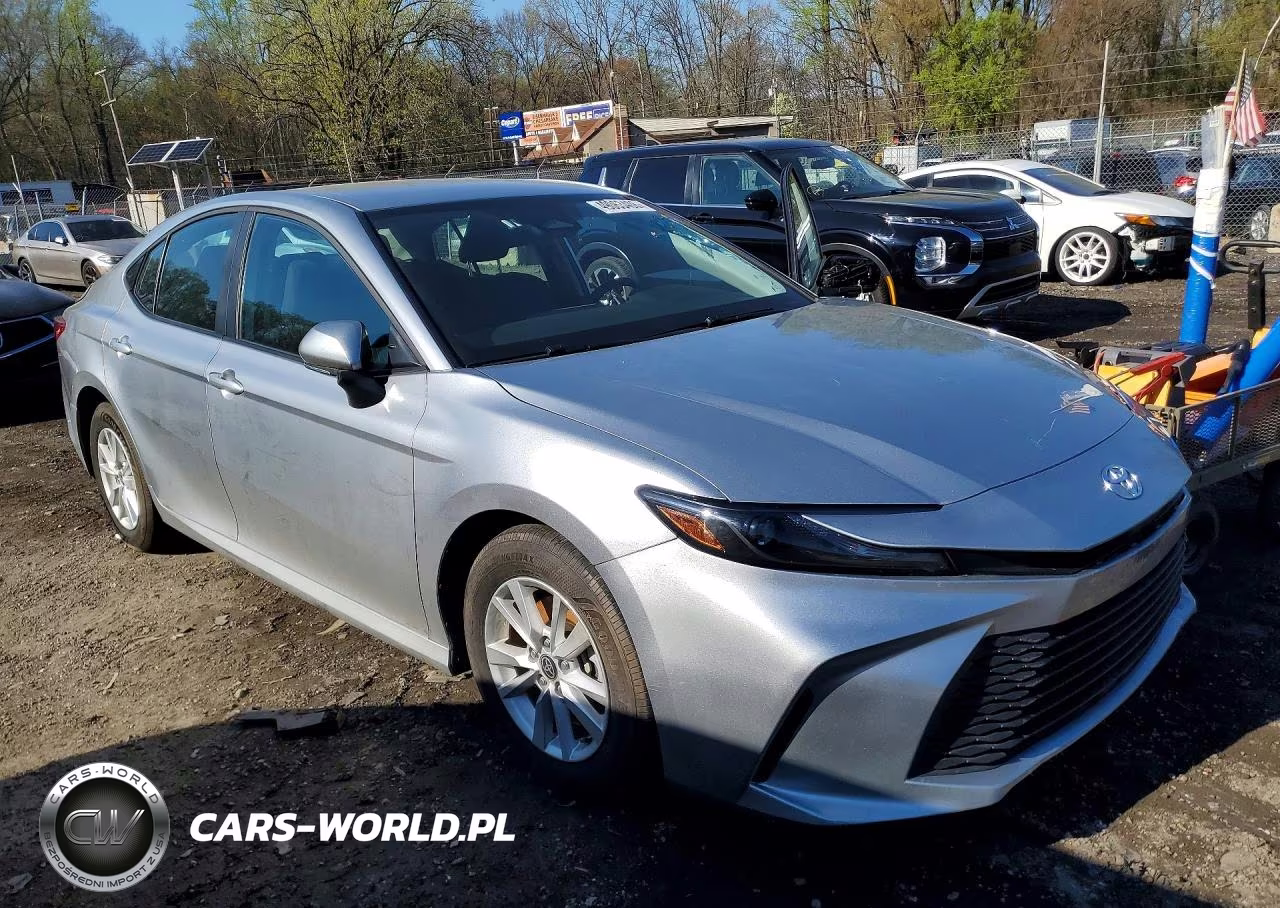 2025 Toyota Camry Le VIN:4T1DAACK1SU595790 - 4