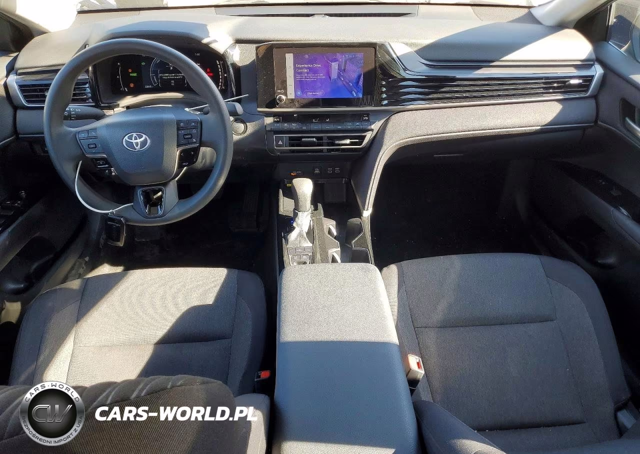 2025 Toyota Camry Le VIN:4T1DAACK1SU595790 - 8