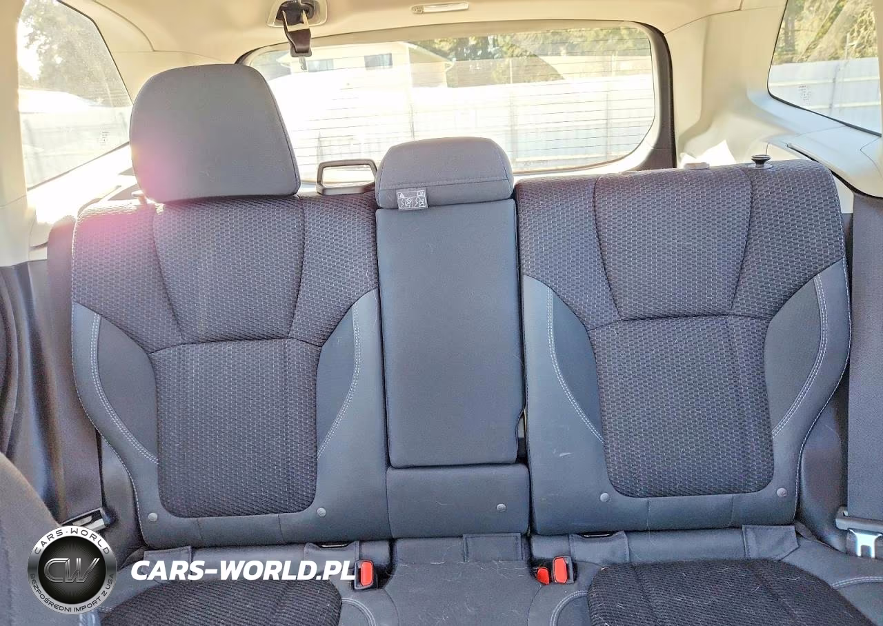 2020 Subaru Forester Premium VIN:JF2SKAJCXLH403153 - 10