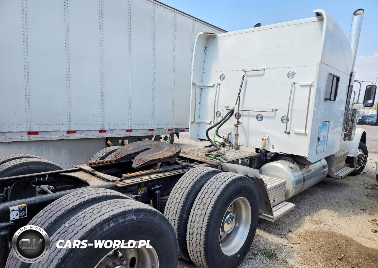 2023 Peterbilt 389 VIN:1XPXDP9X2PD887100 - 4