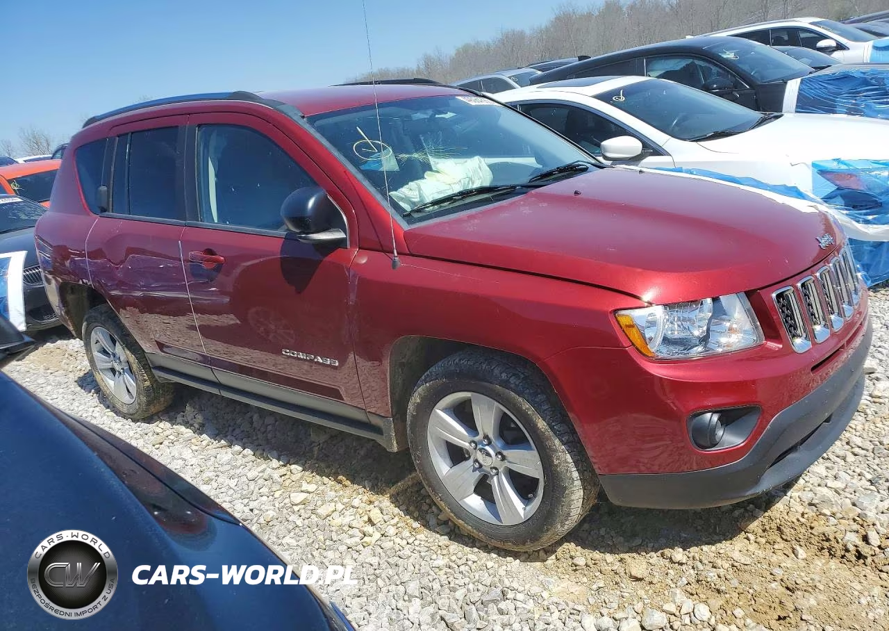 2011 Jeep Compass Sport VIN:1J4NF1FB2BD136686 - 4