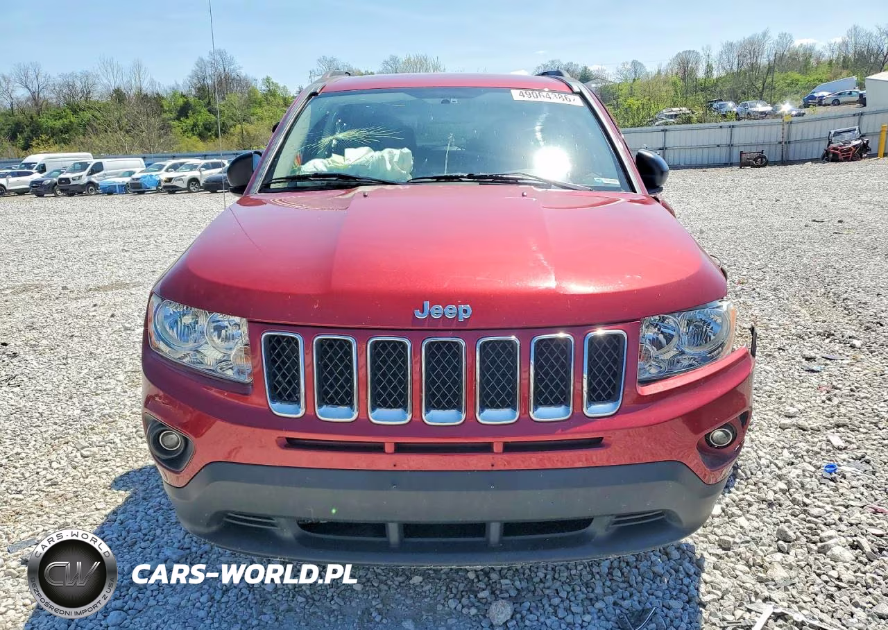 2011 Jeep Compass Sport VIN:1J4NF1FB2BD136686 - 5