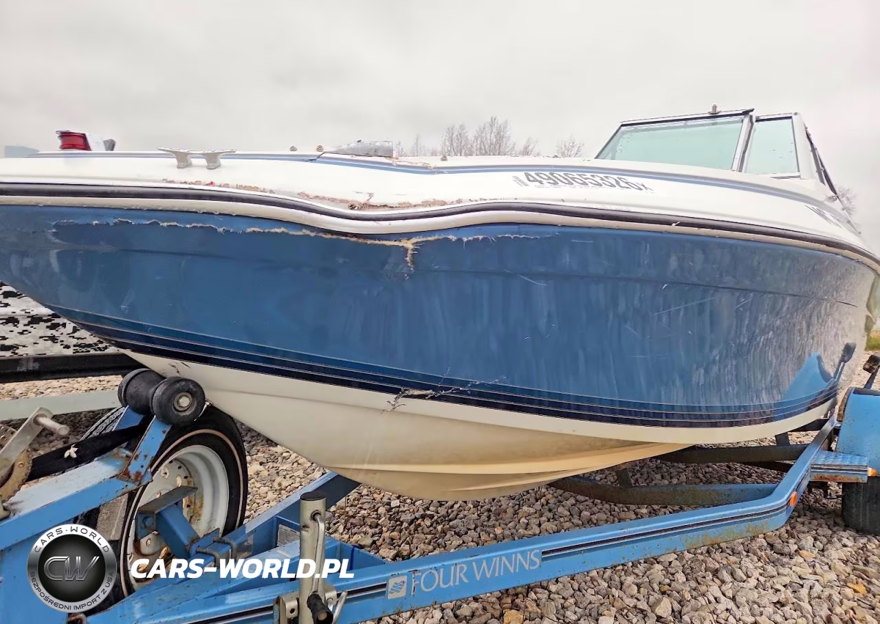1989 Four Winns Boat VIN:4WNTA004E989 - 9