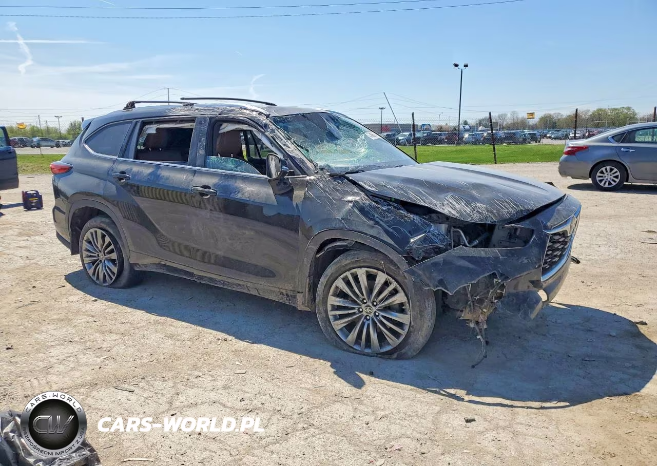 2021 Toyota Highlander Platinum VIN:5TDFZRBH5MS148705 - 4