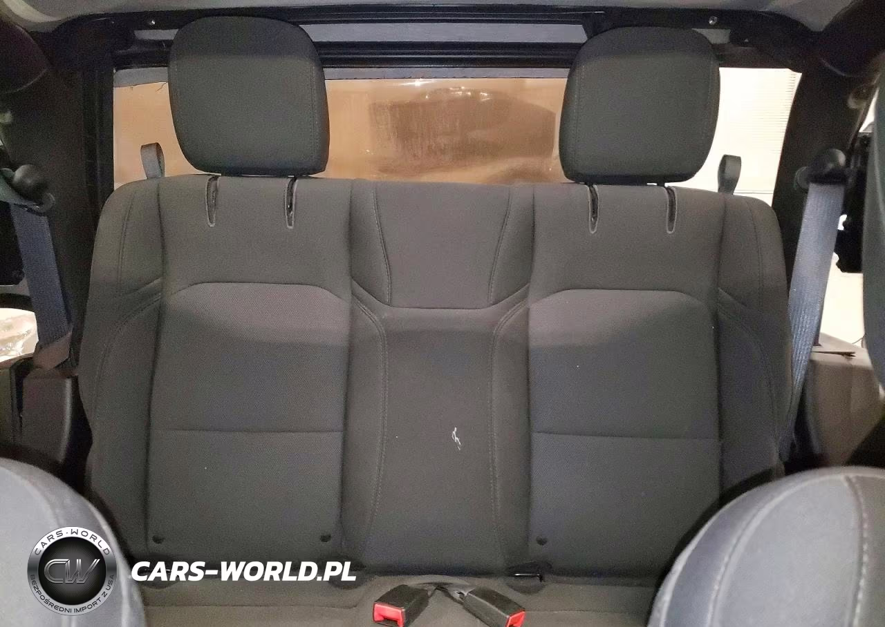 2018 Jeep Wrangler Sport VIN:1C4GJXAG9JW151711 - 10