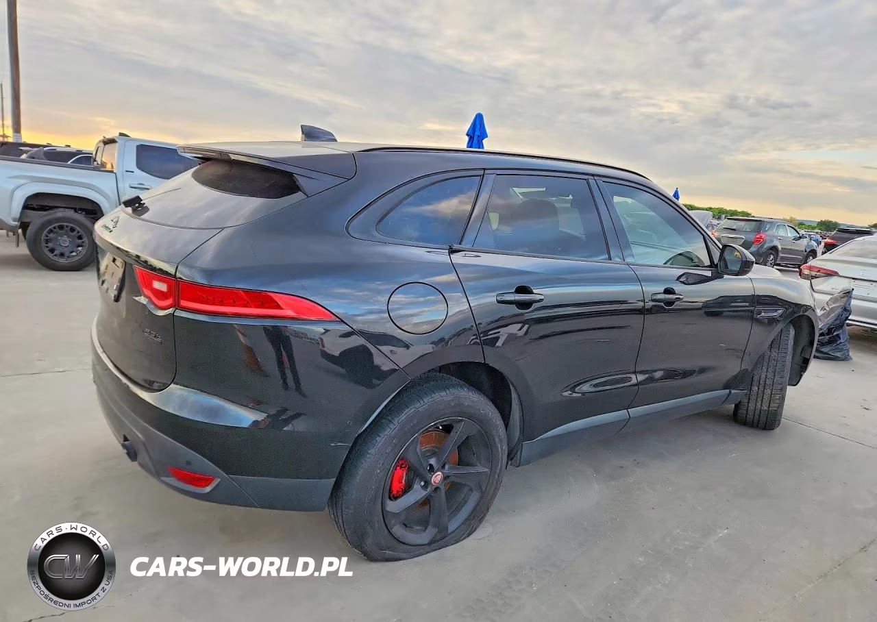 2018 Jaguar F-Pace Premium VIN:SADCJ2FX2JA266081 - 3