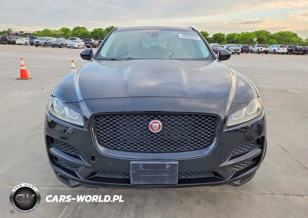 2018 Jaguar F-Pace Premium VIN:SADCJ2FX2JA266081 - 5