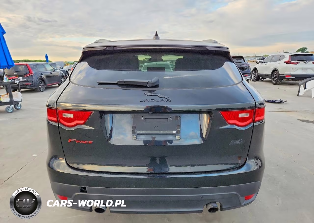 2018 Jaguar F-Pace Premium VIN:SADCJ2FX2JA266081 - 6