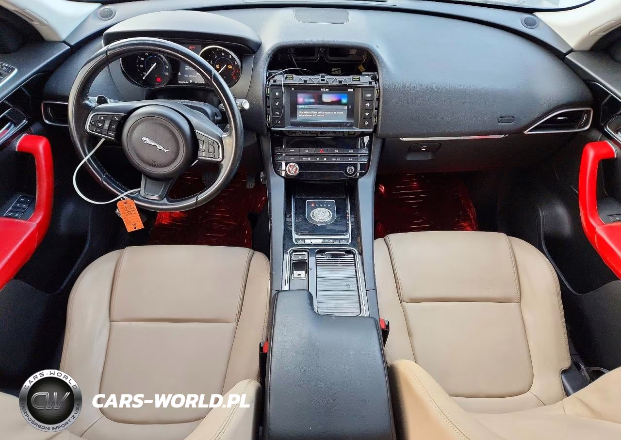 2018 Jaguar F-Pace Premium VIN:SADCJ2FX2JA266081 - 8