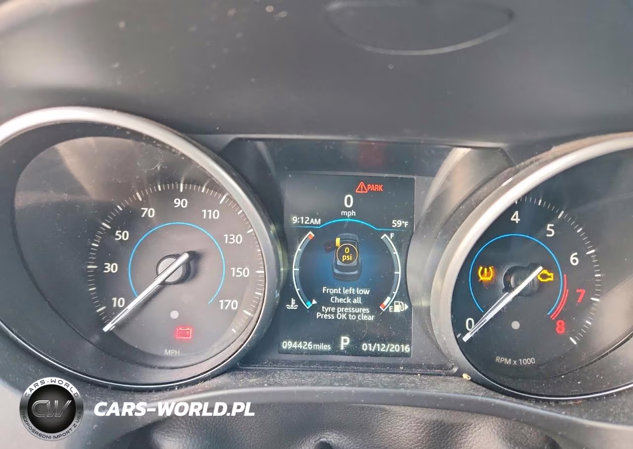 2018 Jaguar F-Pace Premium VIN:SADCJ2FX2JA266081 - 9