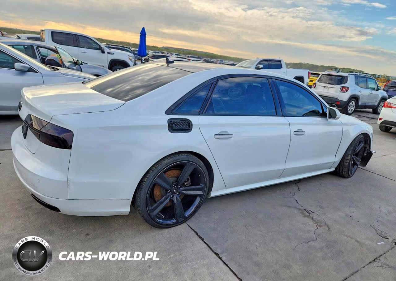 2017 Audi A8 L Quattro VIN:WAU43AFD3HN016133 - 3