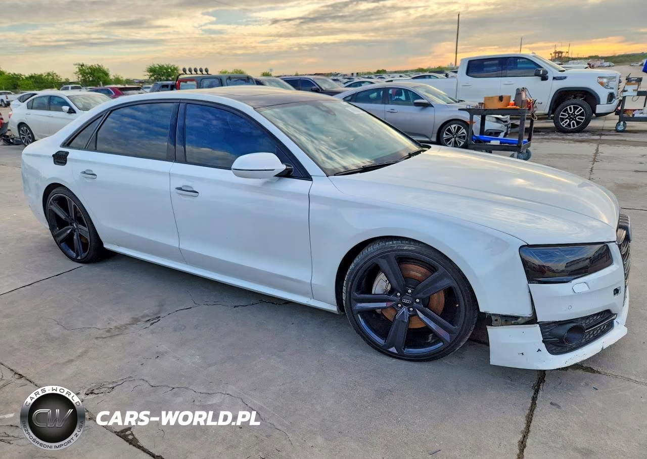 2017 Audi A8 L Quattro VIN:WAU43AFD3HN016133 - 4