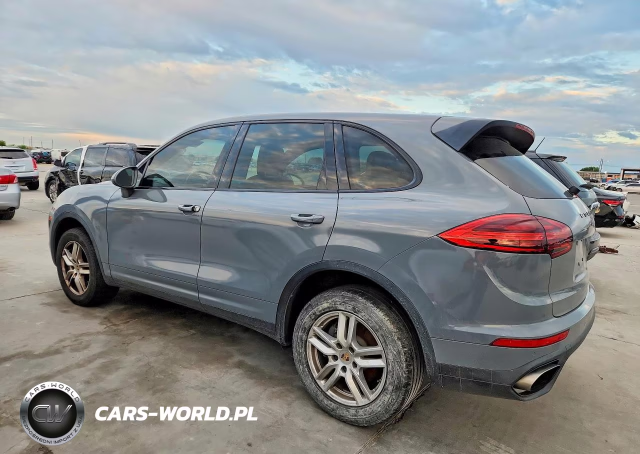 2017 Porsche Cayenne VIN:WP1AA2A22HKA89551 - 2